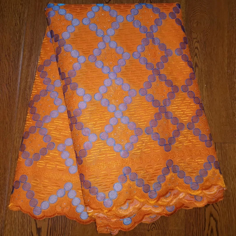 

Высококачественная французская кружевная ткань, чистый белый цвет, вышитая ткань с бусинами/камнями для свадебного платья