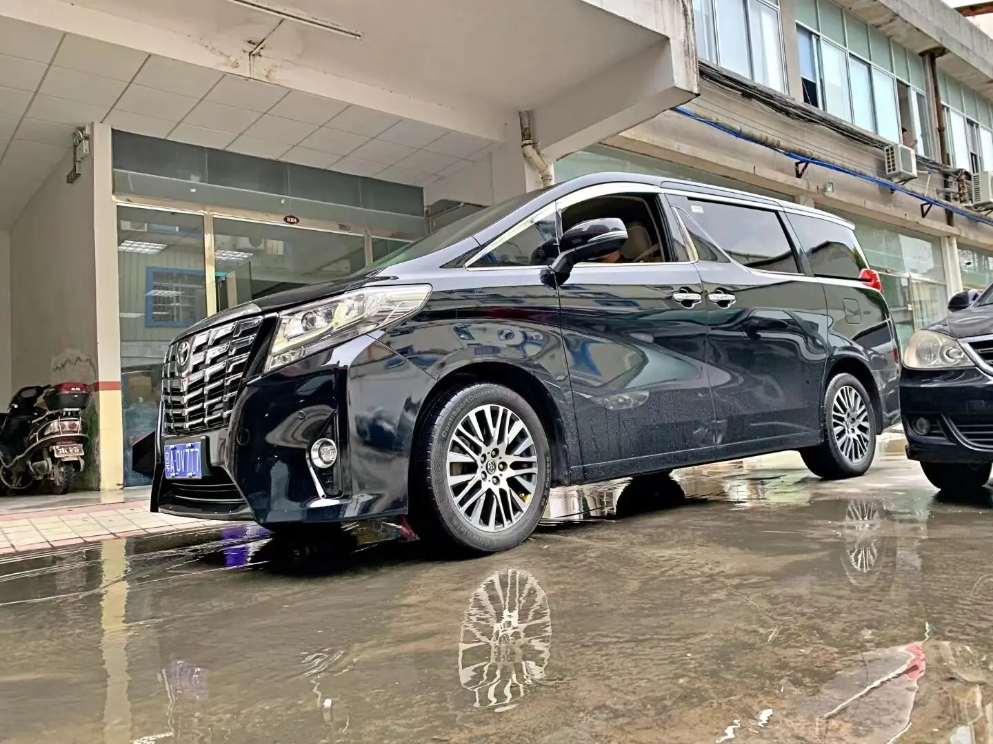 

Chrome Door Rain Visor Side Window Deflector Shade Sun Wind Shield Silver Trips Eaves for Toyota alphard