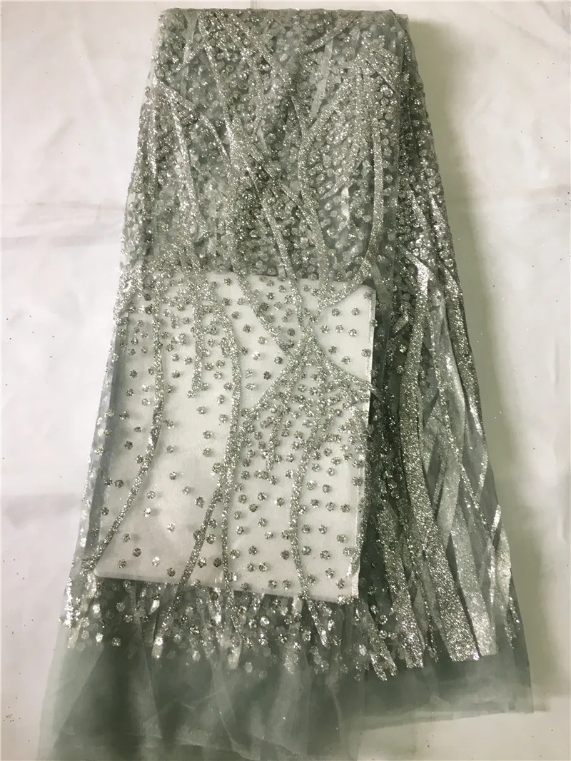 К требованиям заказчика Сверкающие Материал Французский на тюлевом кружеве H