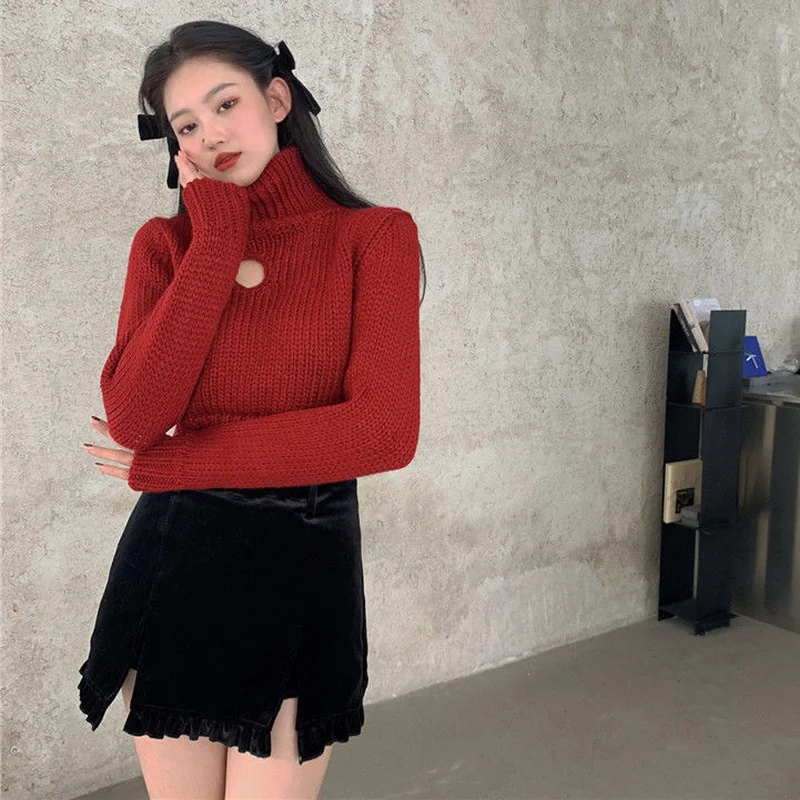 Свитер женский с высоким воротом укороченный однотонный милый зимний Дамский