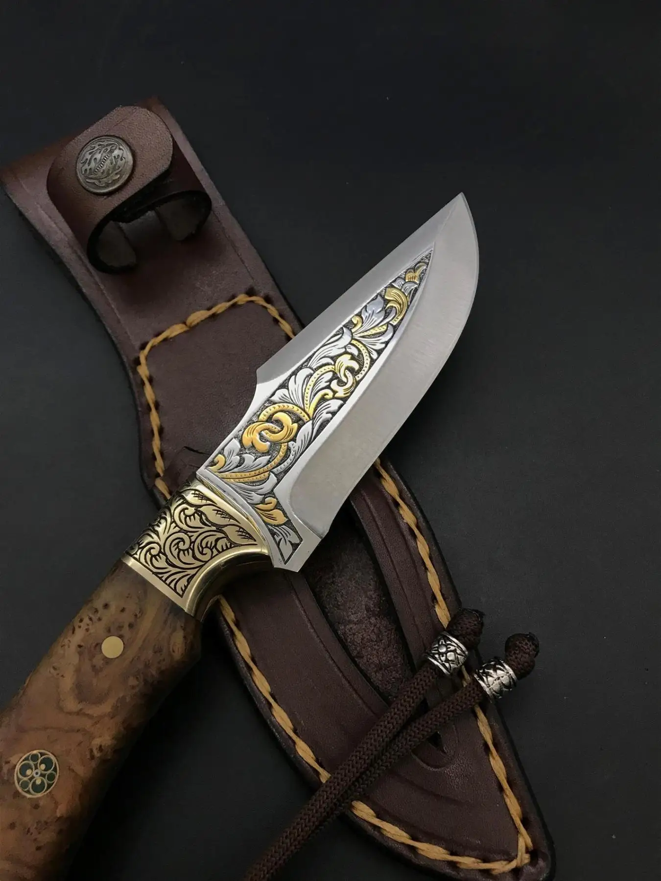 

Handmade Gold Engraved Bushcraft Knife TK67