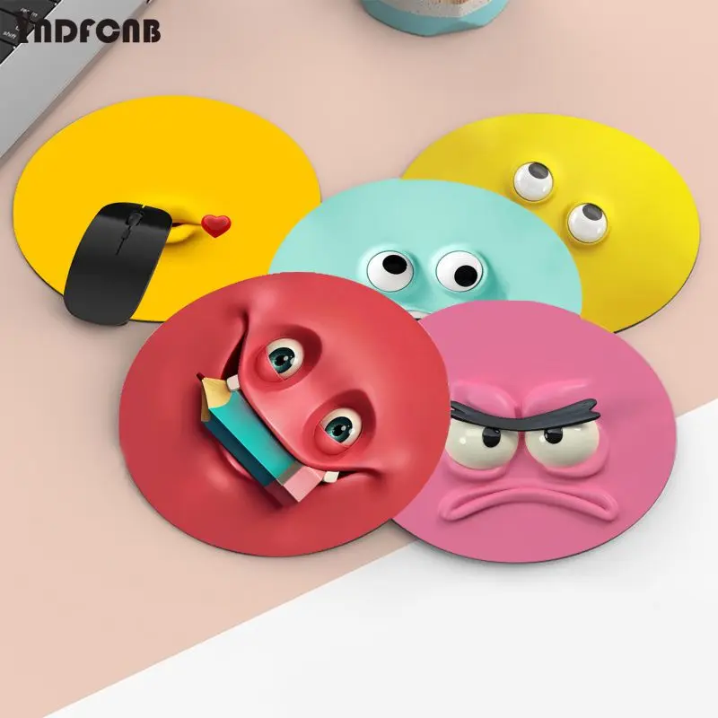 

YNDFCNB Vintage Cool funny face Natural Rubber Gaming mousepad Desk Mat gaming Mousepad Rug For PC Laptop Notebook
