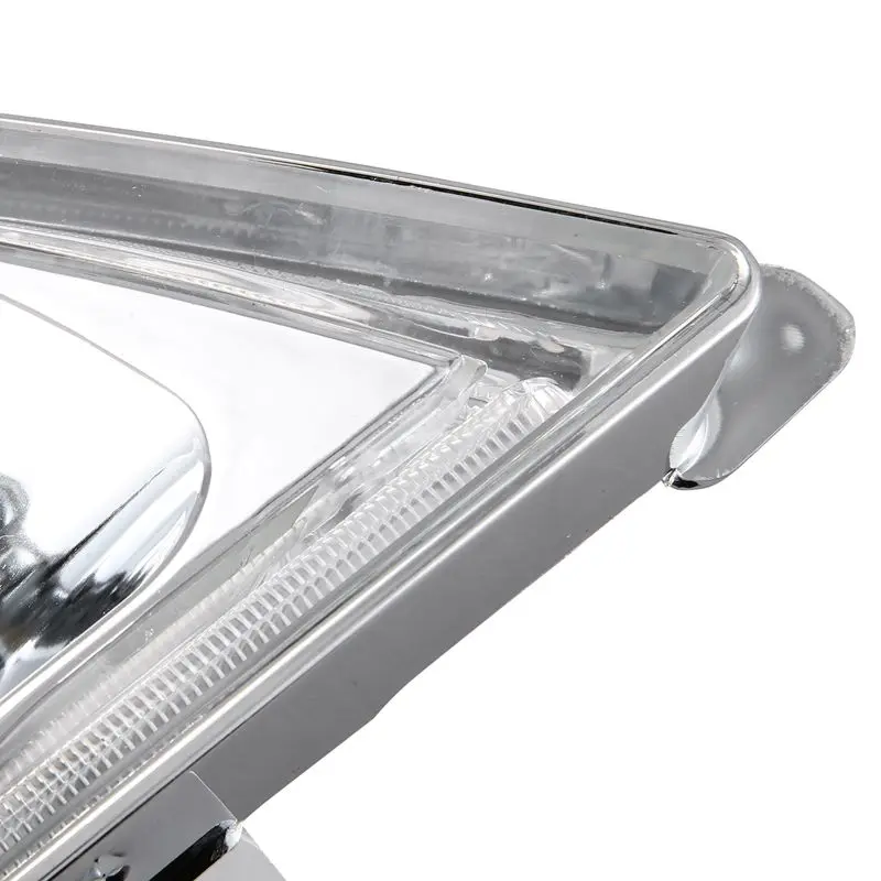 

DHBH-Car DRL LED Daytime Running Light Daylight for Toyota Innova 2016 2017 Turning Yellow Signal Style Relay