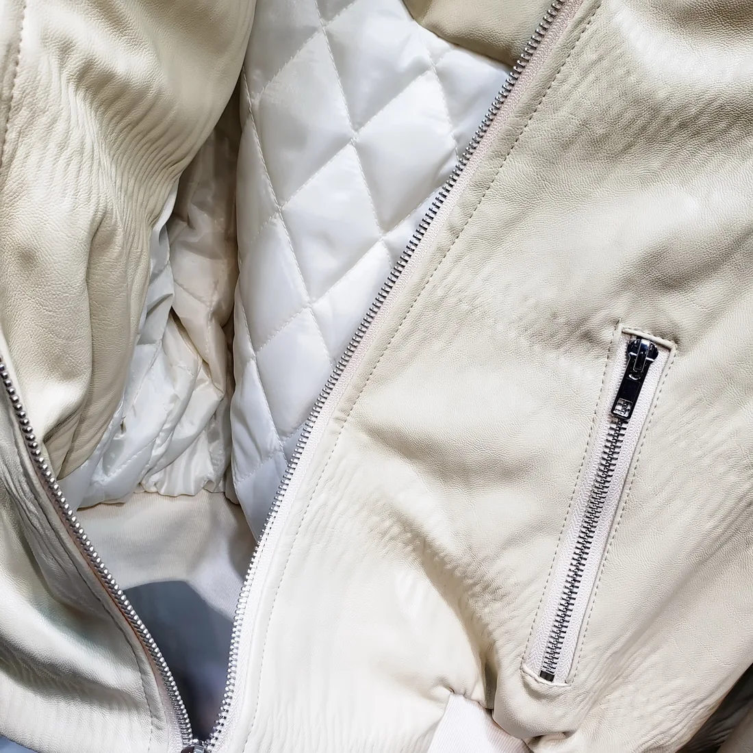 L77street PU embossed sheepskin soft French lantern sleeves short paragraph plus cotton padded cotton clothing leather jacket