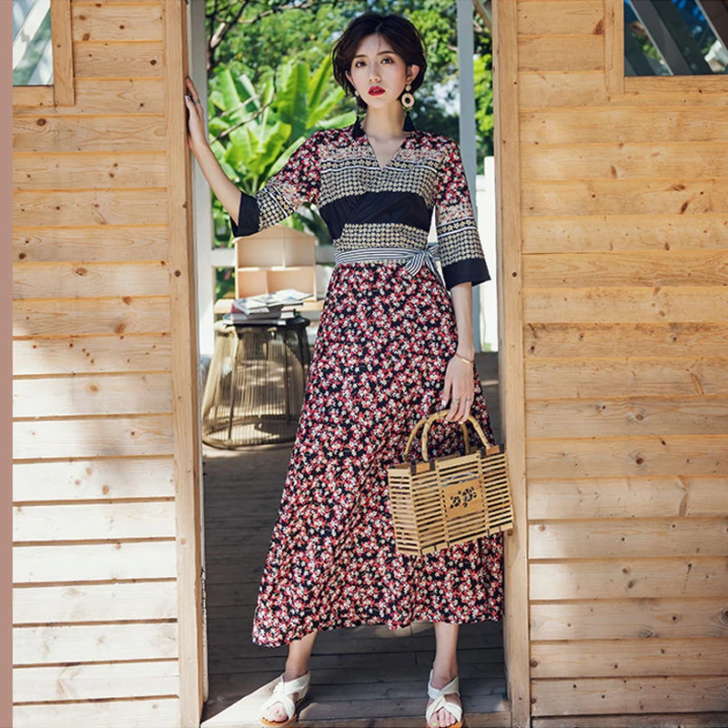 

Spring and summer new style Ethnic print dress Slim tie with a large swing A-line dress Beach dress