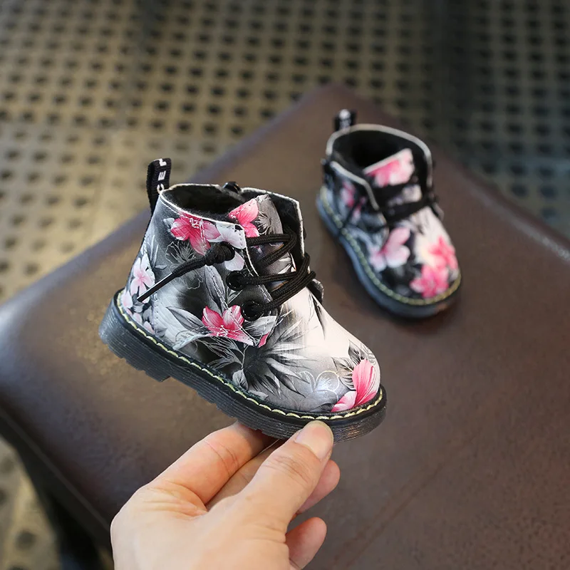 Платья с цветочным принтом В Китае Стиль из микрофибры для детей Модная обувь