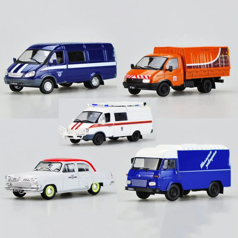 Модель автомобиля российского седана Bonra из бывшего Советского Союза, изготовленная из сплава масштаба 1:43, литая из металла - коллекционная игрушка для детей и фанатов в подарок.