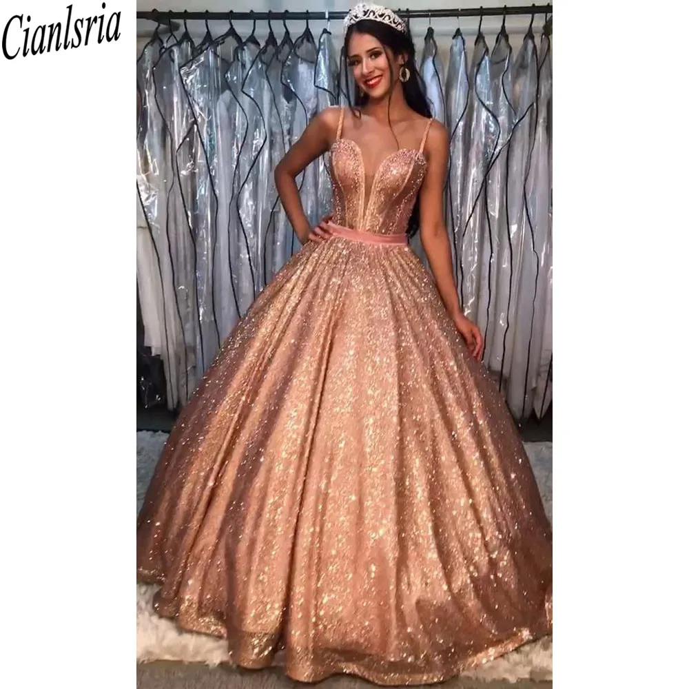 

Женское блестящее платье на тонких бретельках, длинное блестящее платье для выпускного вечера с V-образным вырезом, а-силуэт, платье до пола ...