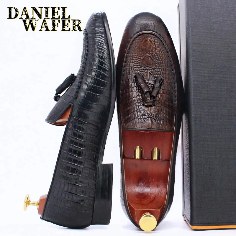 

LUXURY MEN LOAFERS SHOES BLACK COFFEE CROCODILE PRINTS SLIP ON TASSELS LOAFERS CASUAL MAN SHOES FORMAL DRESS LEATHER SHOES MEN