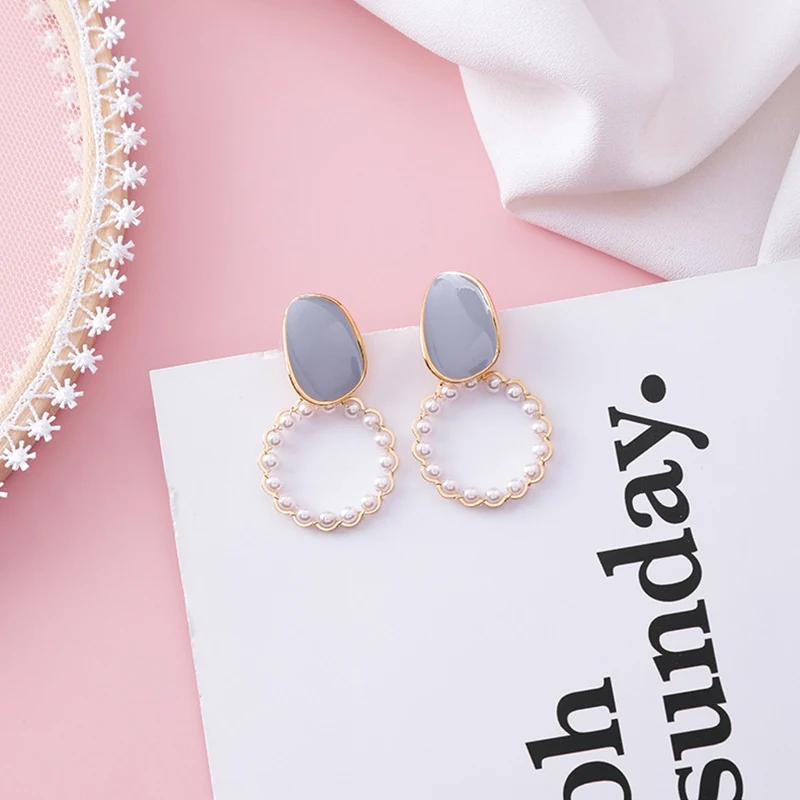 grey pearl circle MENGJIQIAO новые винтажные разноцветные геометрические акриловые висячие серьги в форме сердца для женщин круглые жемчужные Висячие глазури Pendientes ювелирные изделия - Окраска металла: grey pearl circle