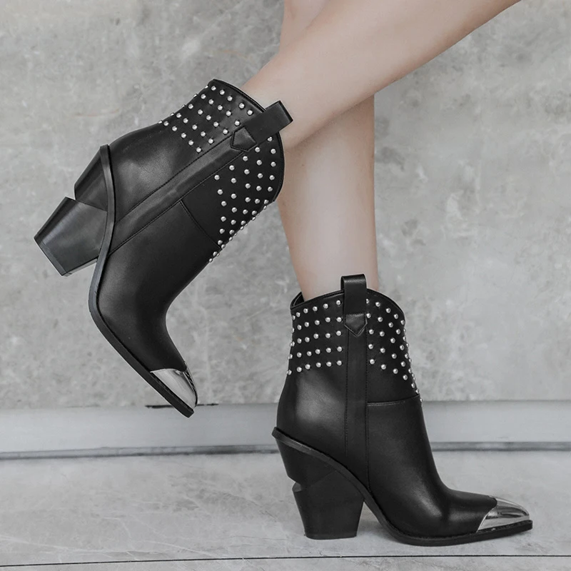 Осень 2021 женские полусапожки OIAH Martin с металлическим острым носком и заклепками