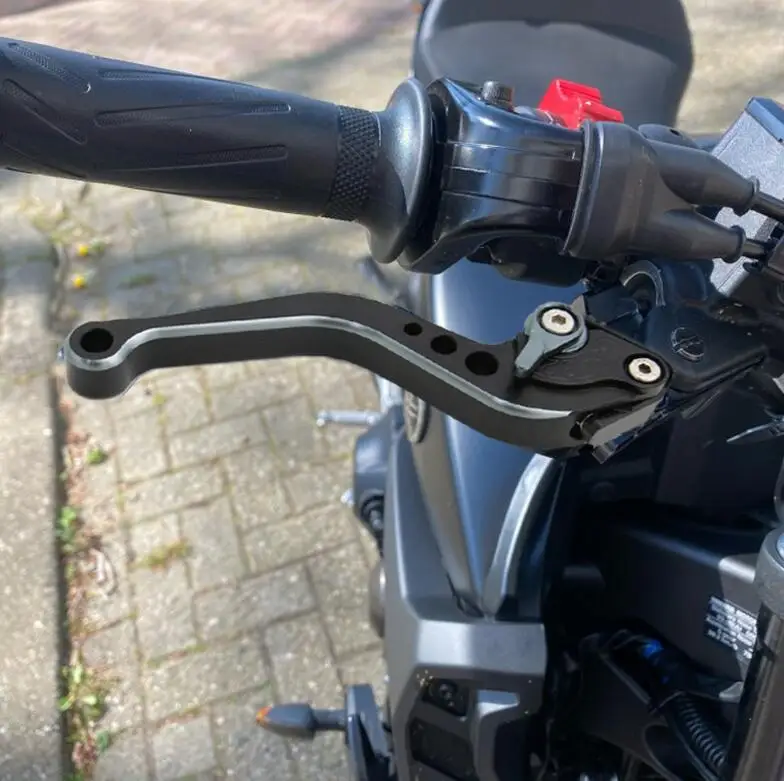 

For Yamaha YZF R1/R1M 2015-2018 YZF R6 2017 double Color 147MM Motorcycle Adjustable Short Brake Clutch Lever