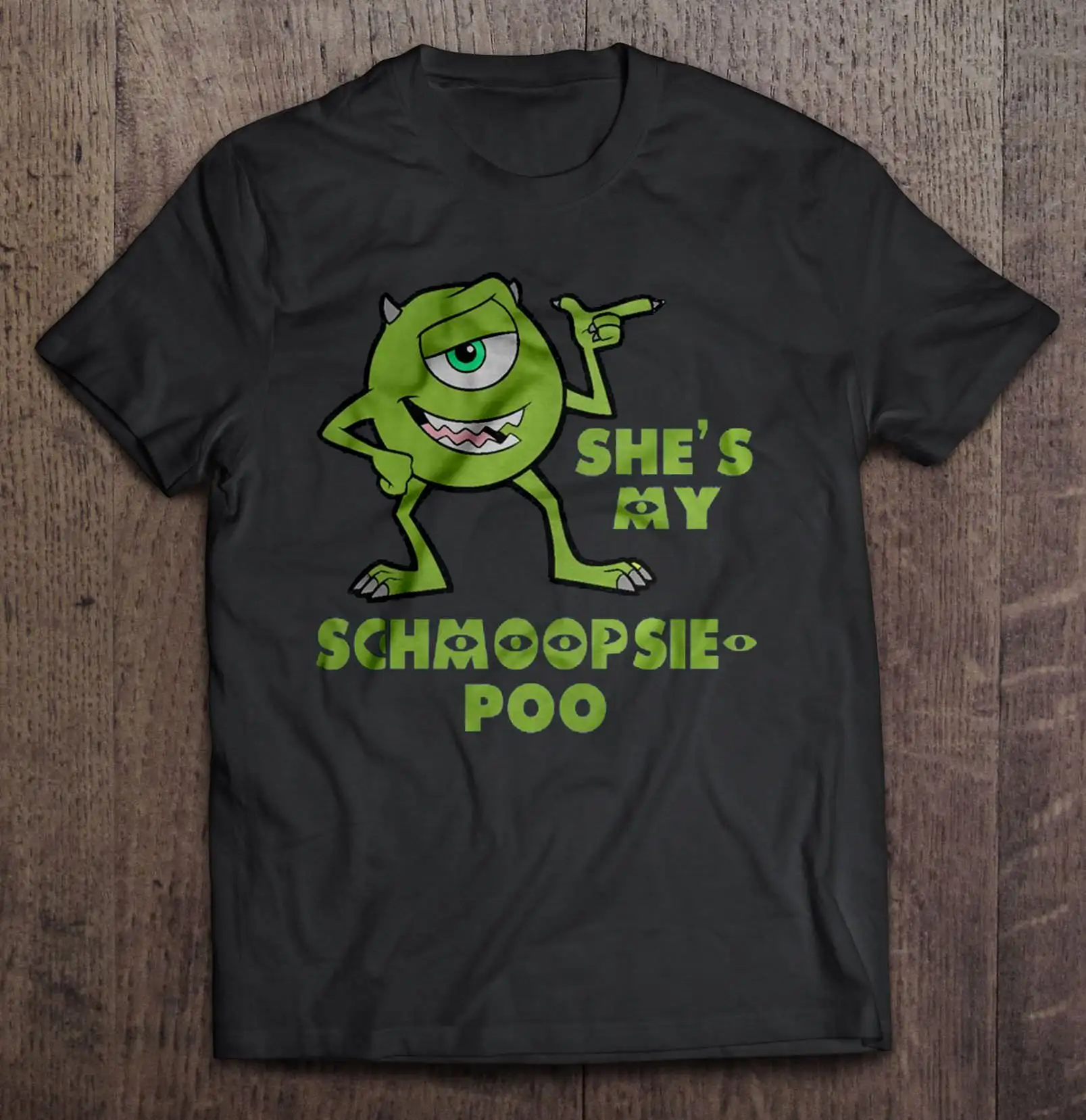 She'S My Schmoopsie Poomonsters inc. Googly Bear And Poo футболки|Мужские футболки| |