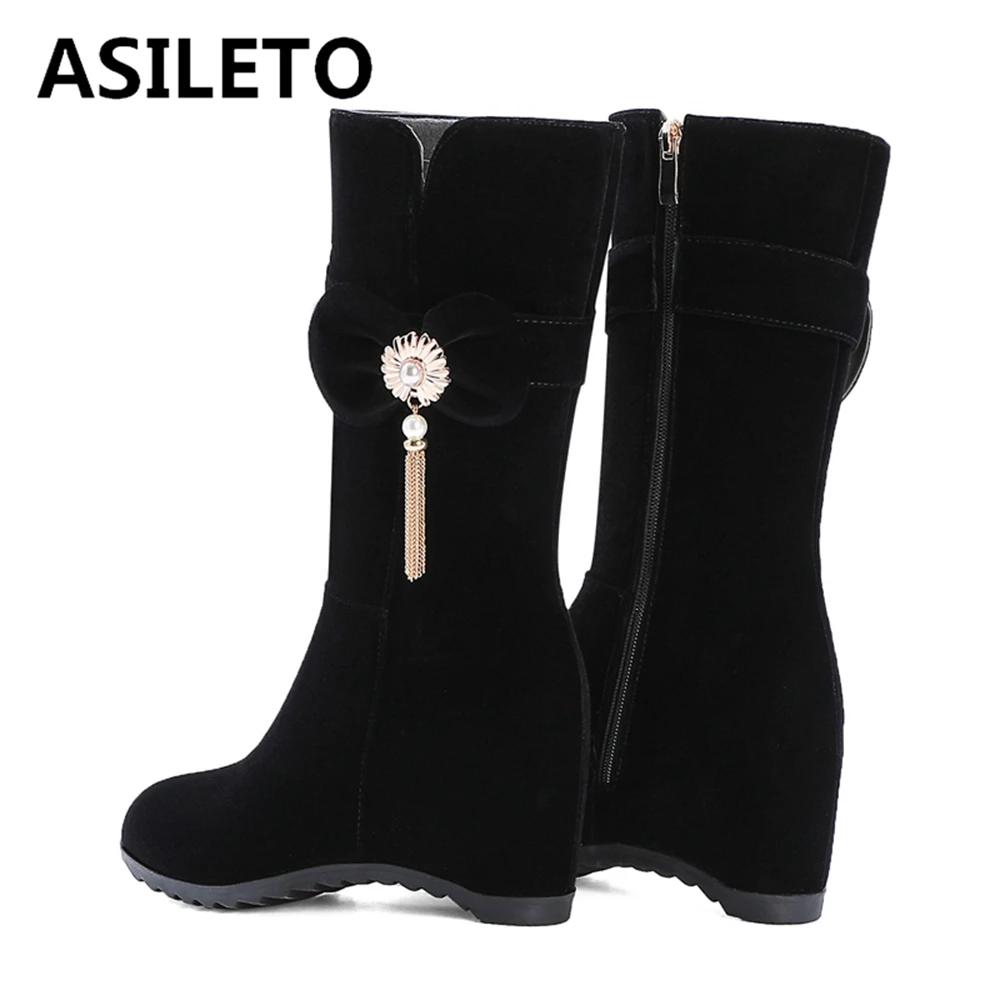 

ASILETO Women's mid calf boots Wedges Bowtie Flock Increased Zipper Female mujer Pearl Tassel Round toe Boats for women S2401