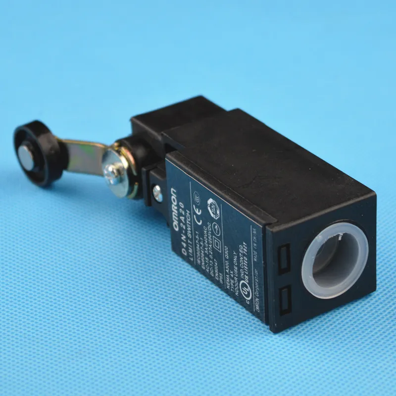 

The new genuine limit travel switch d4n-2a20 d4n-1a20 is guaranteed for one year