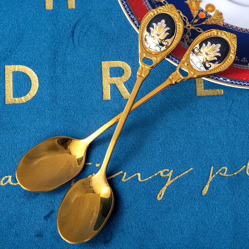 

Nordic Luxury Cup Creative Handmade High Quality Ceramics Set Vintage Cup Traditional Coffee Tazas Cafe Kitchen Drinkware DB60BD