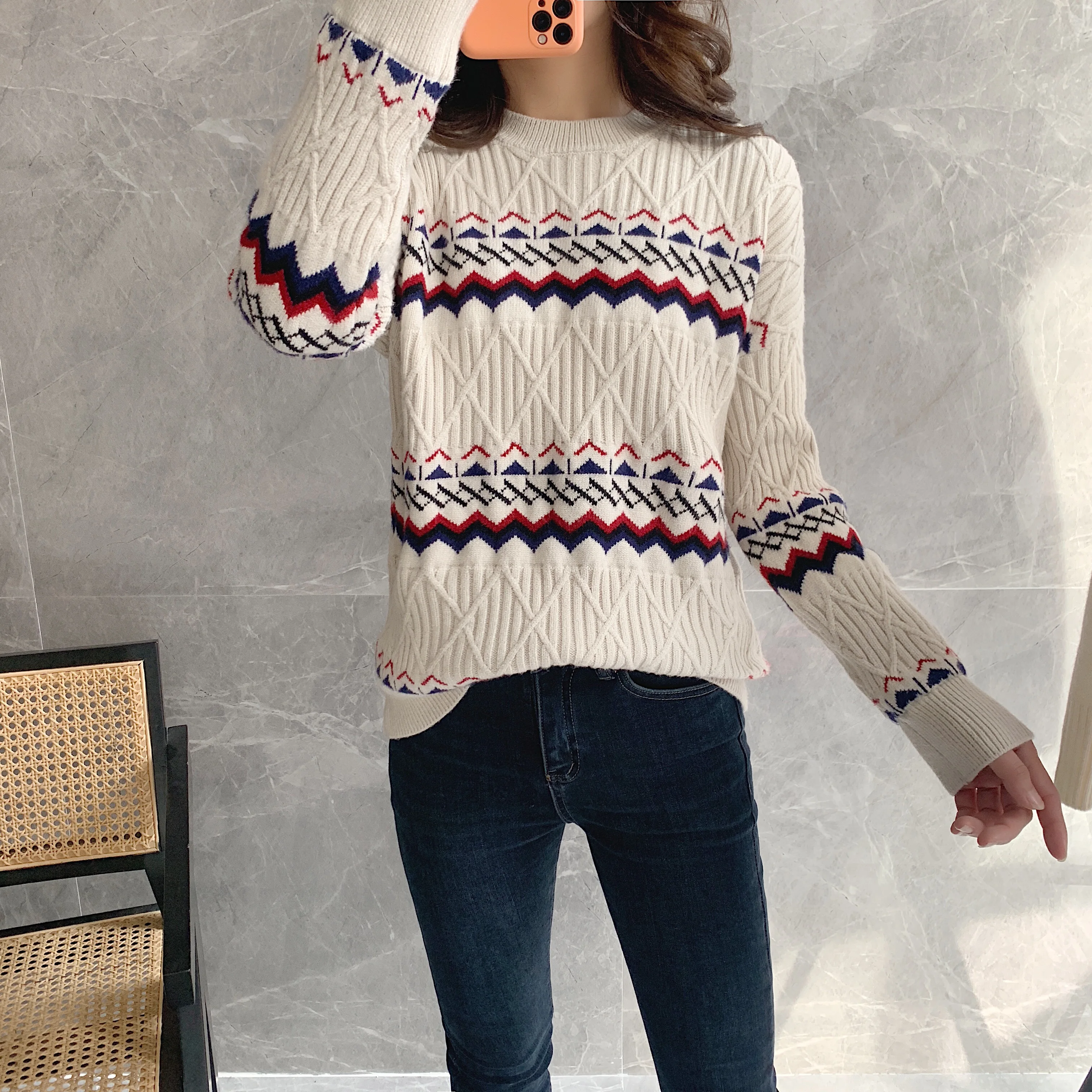 

2020 new women's winter wool pullover sweater half high neck stitching retro diamond loose thick outer wear sweater