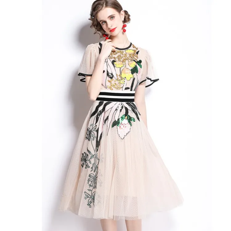 

2021 Fashion Runway Dress Summer Sweet Women Butterfly Sleeve Sequined Embroidery Mesh High Waist Casual A-Line Dresses