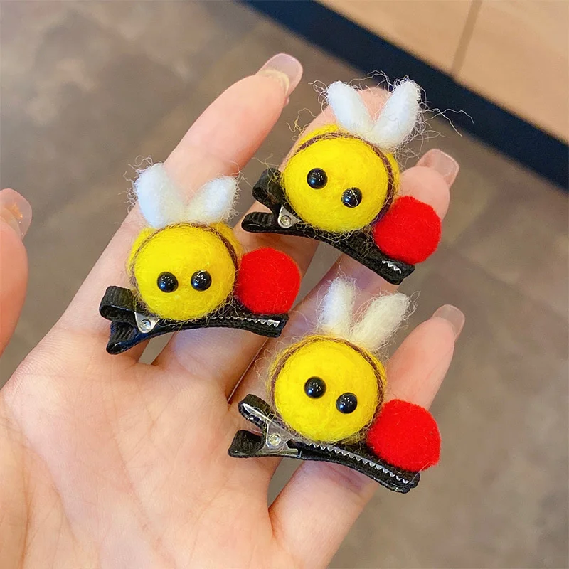 

Новинка Симпатичные заколки для волос с рисунками из мультфильмов Женская тканевая заколка для волос женский головной убор простой зажим д...