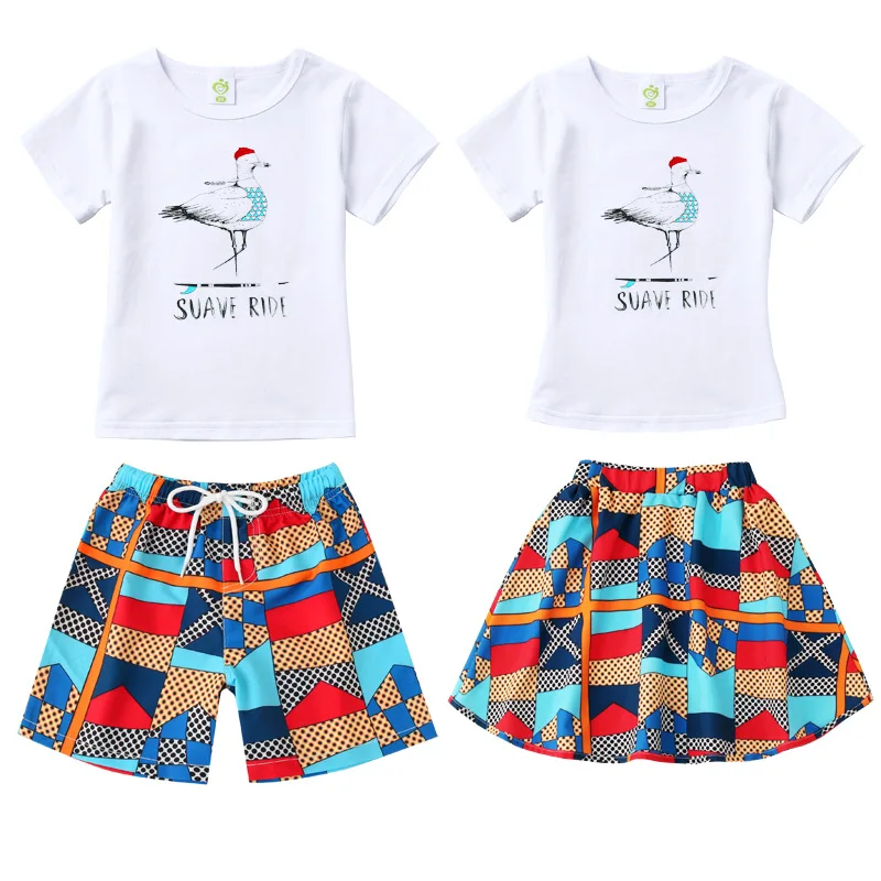 2020 Семейные одинаковые наряды футболка для матери и дочери + юбка летний сын