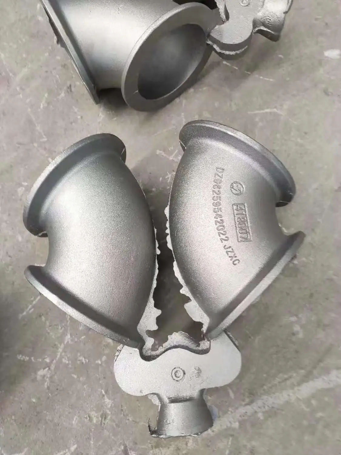 

Elbow joint casting made