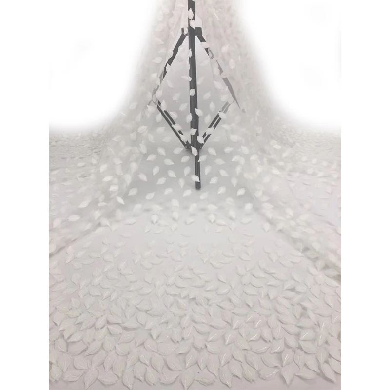 Кружевная ткань 2020 высокого качества из полиэстера с вышивкой листьев, спокойная и элегантная для праздничных платьев.