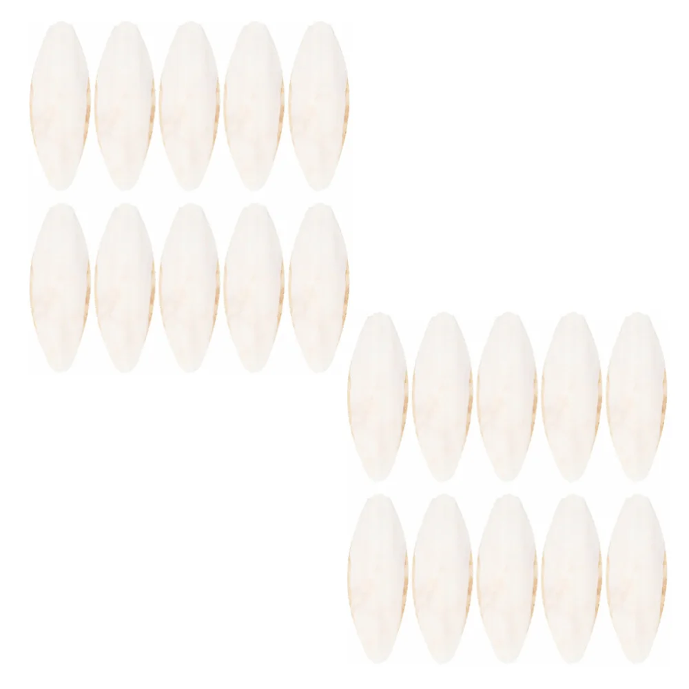 

20pcs Parrot Desalting Chewing Cuttlebone Toys Parrot Training Chew Molar Toys