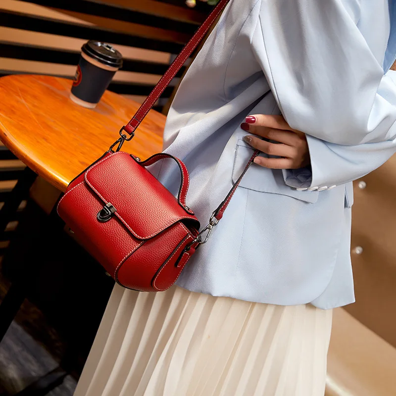 

Luxury Handbags Women Bags Designer Lady Classic Solid Colour Shoulder Crossbody Trapeze Bag Pu Leather Women Messenger Handbags