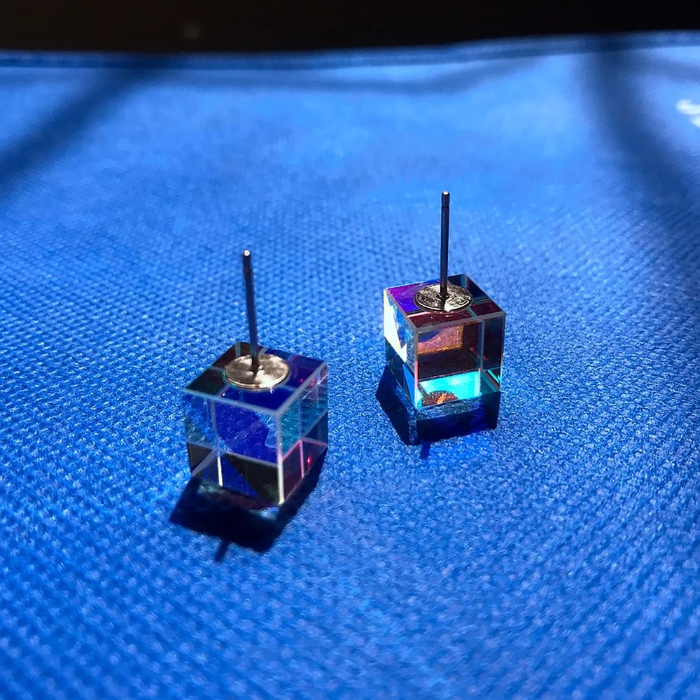 Цветная Призма кулон Мини Новое маленькое ожерелье шестигранный светильник куб