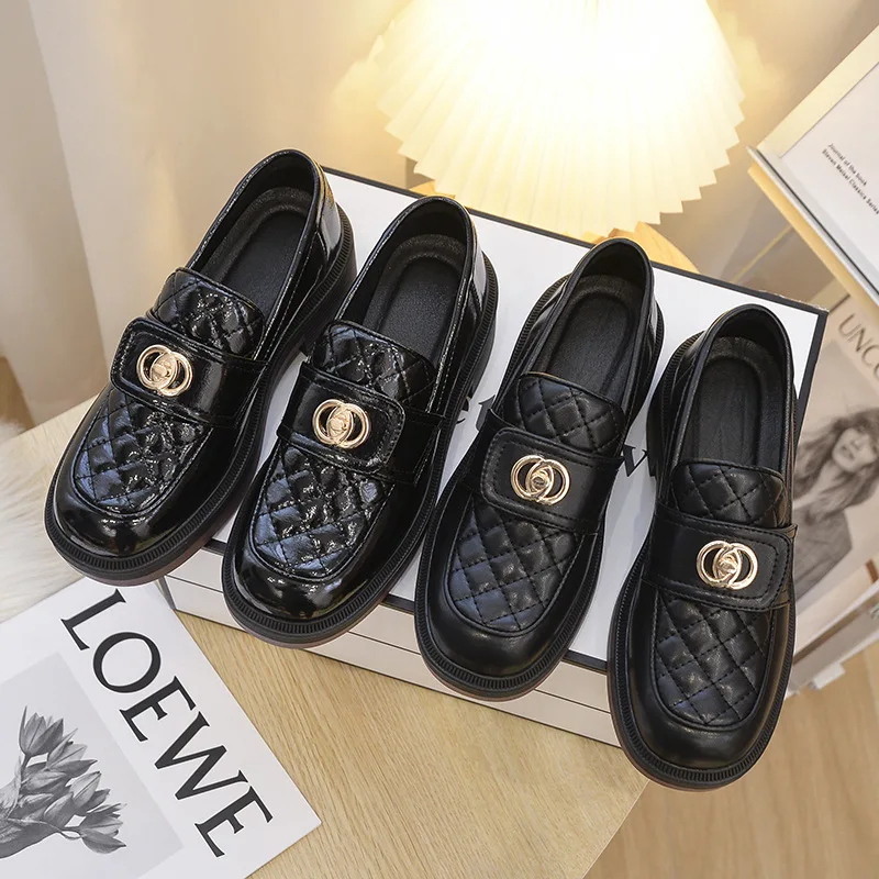 

Brand designer women's lazy shoes flat bottomed casual shoes women's new luxury shoes comfortable women's small leather shoes
