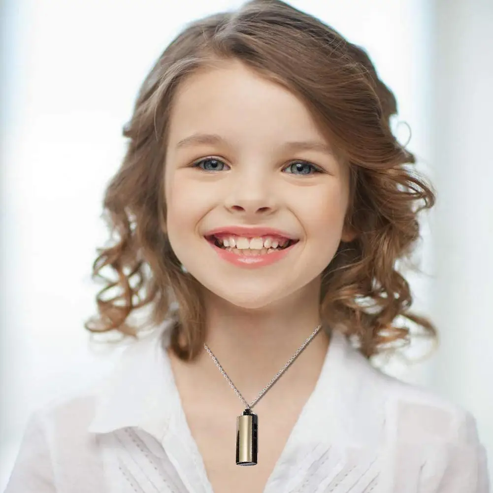 

1 Pc Harmonica 4 Hole 8 Tone Mini Harmonica Necklace Children's 5 Cylindrical 3.5x1.5x1.3cm Keychain Birthday Gifts Colors A2v8