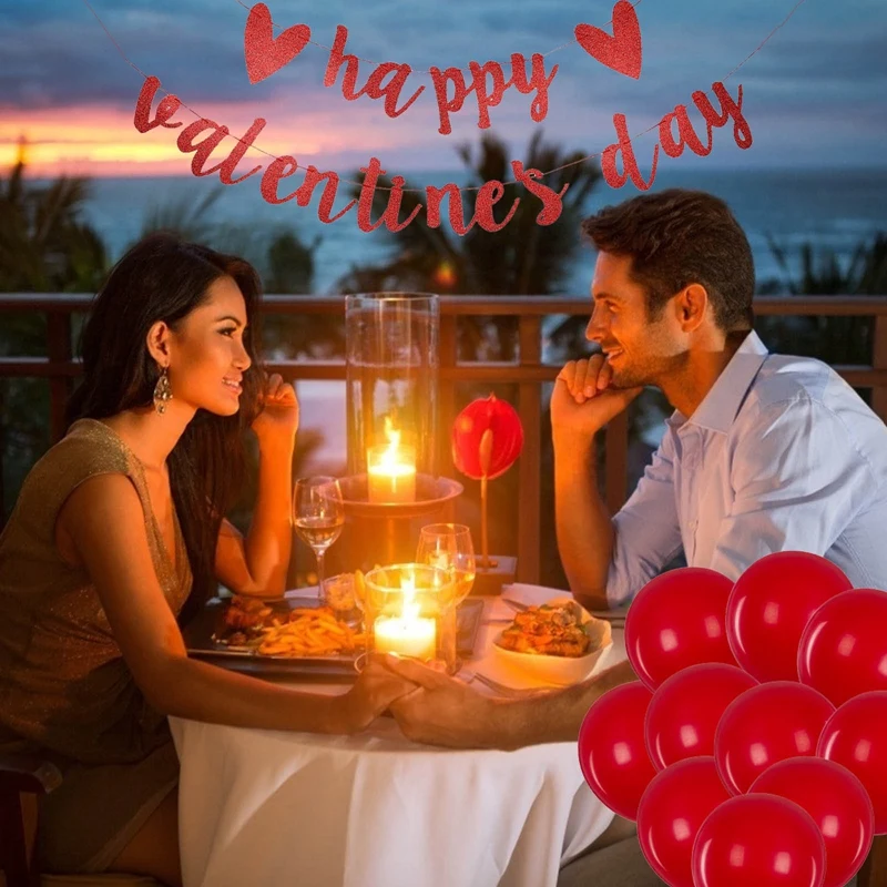 Красный сердца и буквы с Днем Святого Валентина баннер для свадебного оформления