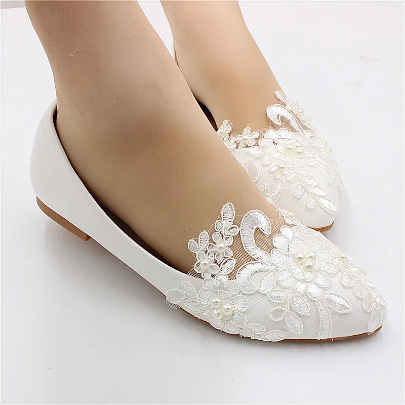 

Made in China Large White Flat Shoes Women Lace Wedding SHOES BRIDAL SHOES SOFT Soled Bridesmaid Shoes BL04