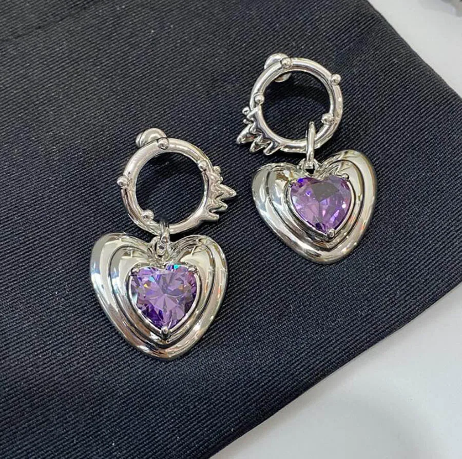 

Женские Романтические серьги в форме сердца с драгоценным камнем, стильные металлические дизайнерские милые крутые фиолетовые серьги для ...
