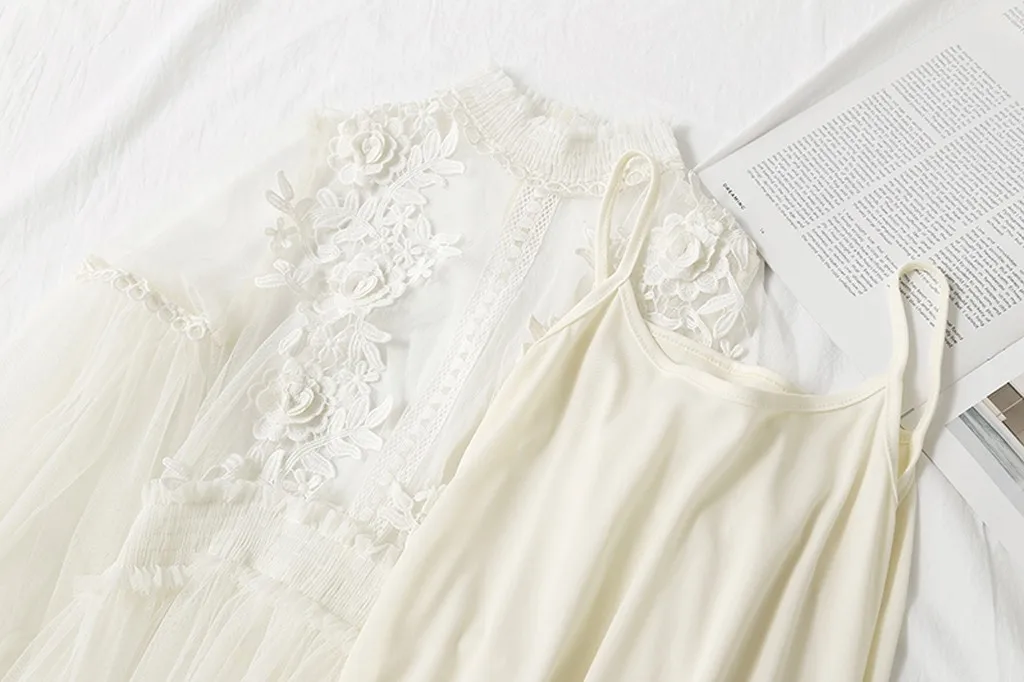 

Women Flower Embroidered Dresses Lantern Sleeve Button Two-Piece Elegant Dress Casual Women Lace Party Dresses Spring Dress 2021