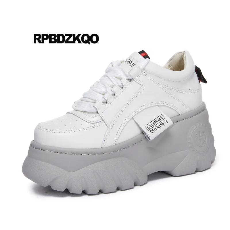 Женские дизайнерские туфли с круглым носком криперы на платформе толстая