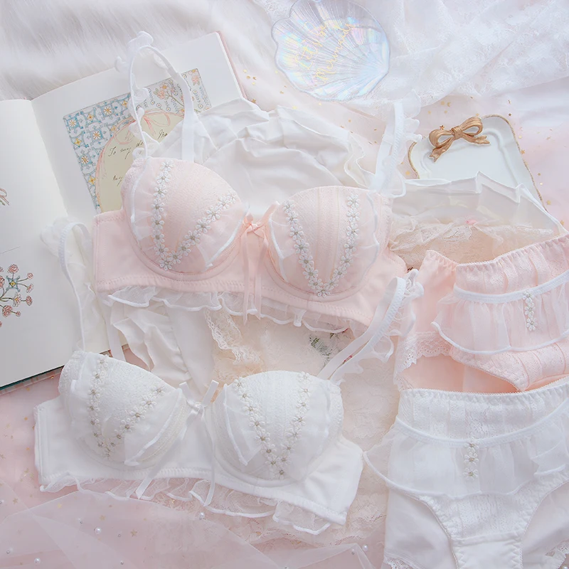 

Little daisy Japanese lace lingerie cute gather bra set sweet student underwear without steel ring comfortable bralette panty