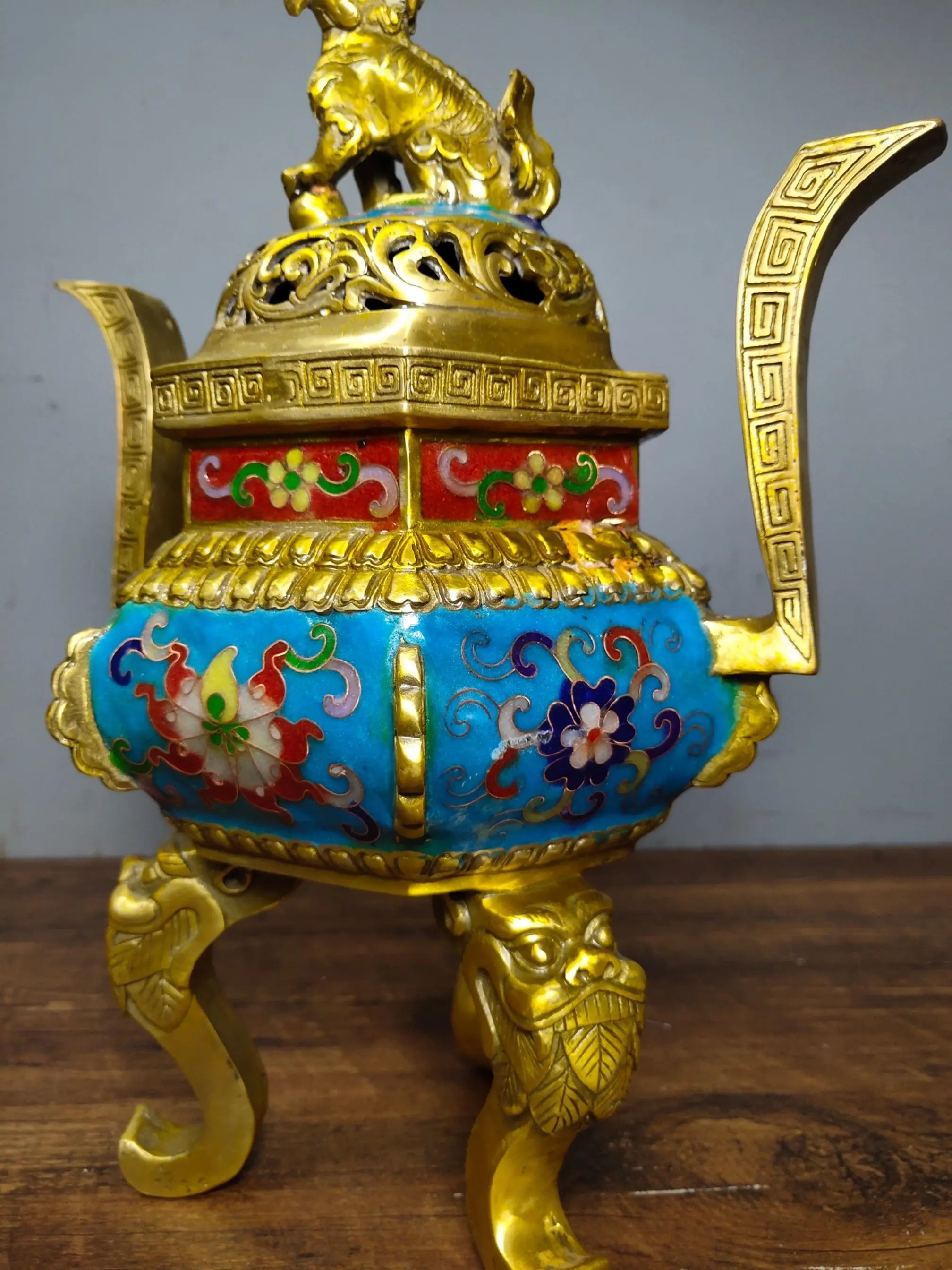 

11" Tibet Buddhism Temple Old Bronze Cloisonne Dragon head three-legged gluttonous pattern double ear lion cover incense burner