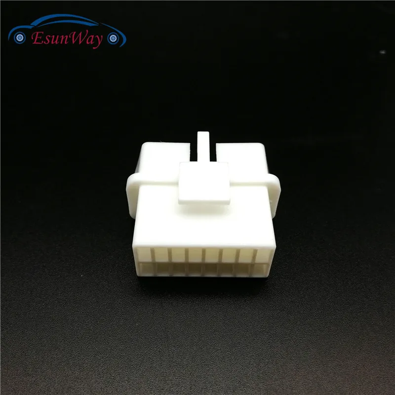 Лучшая цена 16pin 16 контактный фонарь OBDII OBD 2 OBD2 j196. штекер адаптера с клеммой