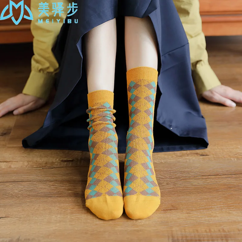 Winter Girl Socks Wholesale 8 PAIRS PER SET Female Socks Art RETRO Crew Cotton Socks