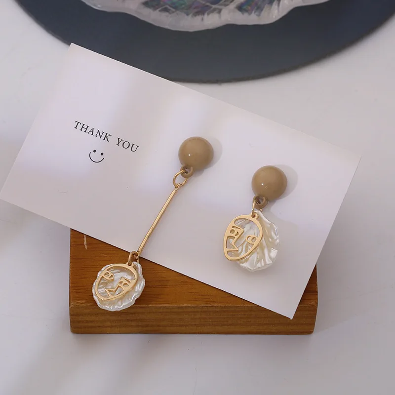 Мягкие серьги гвоздики новые южнокорейские ракушки стильные для женщин