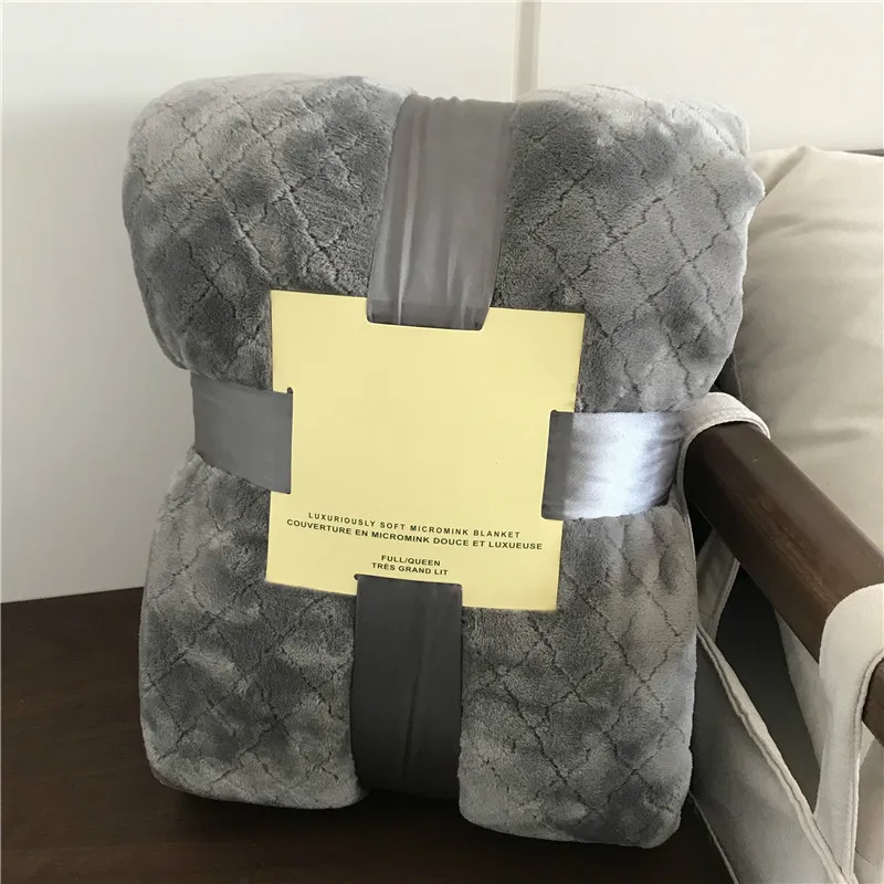 

Blanket American-Style Plum Plaid Flannel Padded Lunch Break Blanket Blanket Dormitory Soft Bed Sheet