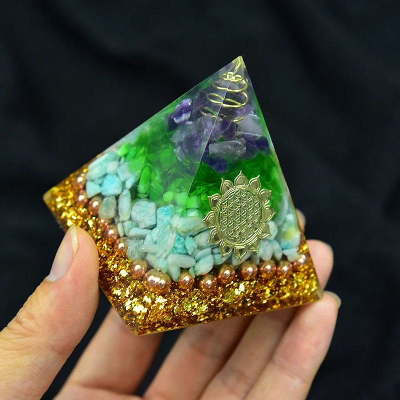 Восстанавливающий оргонитовый пирамидальный энергетический преобразователь