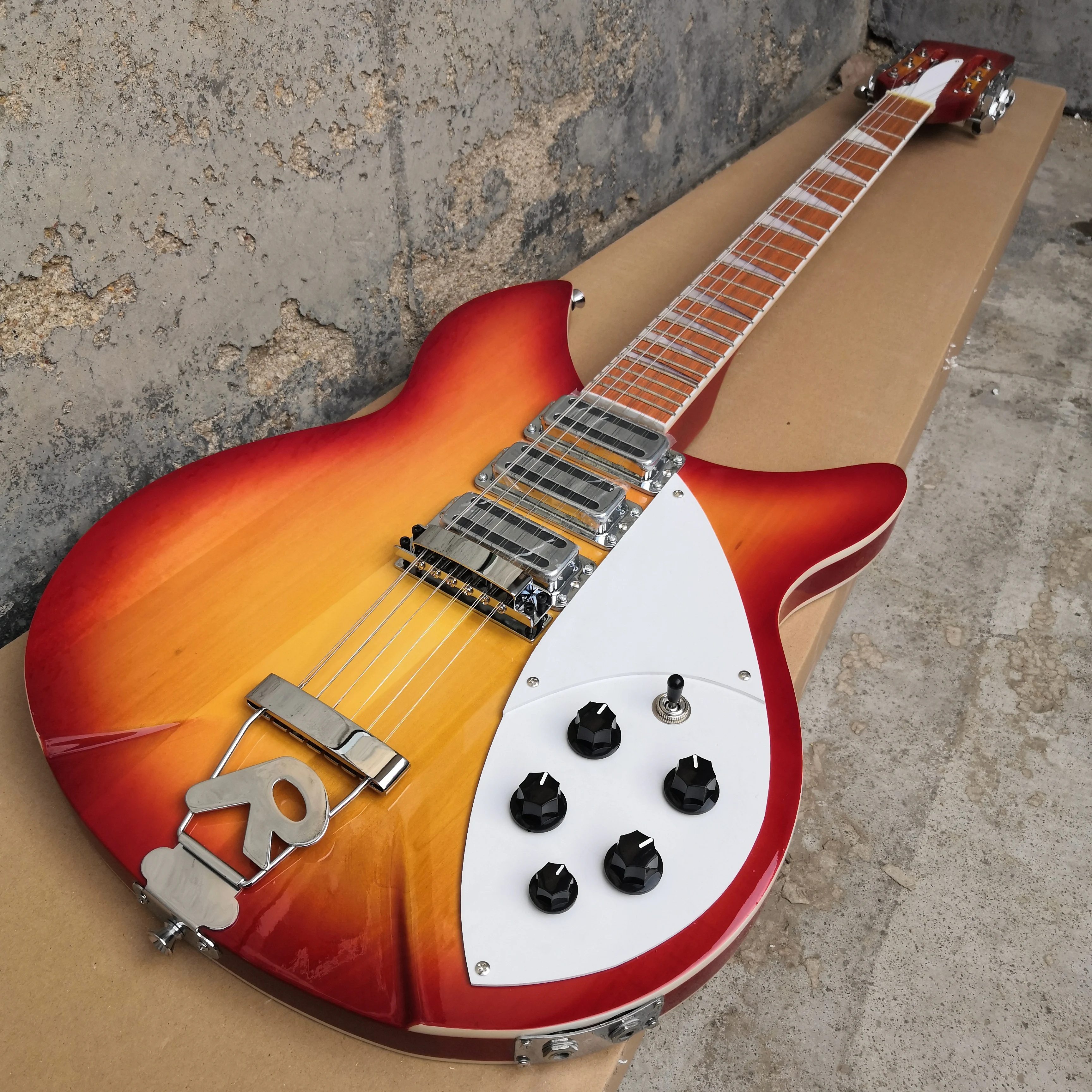Электрогитара Cherry Red Burst Body с грифом из палисандра и 12 струнами Ricken с бесплатной доставкой.