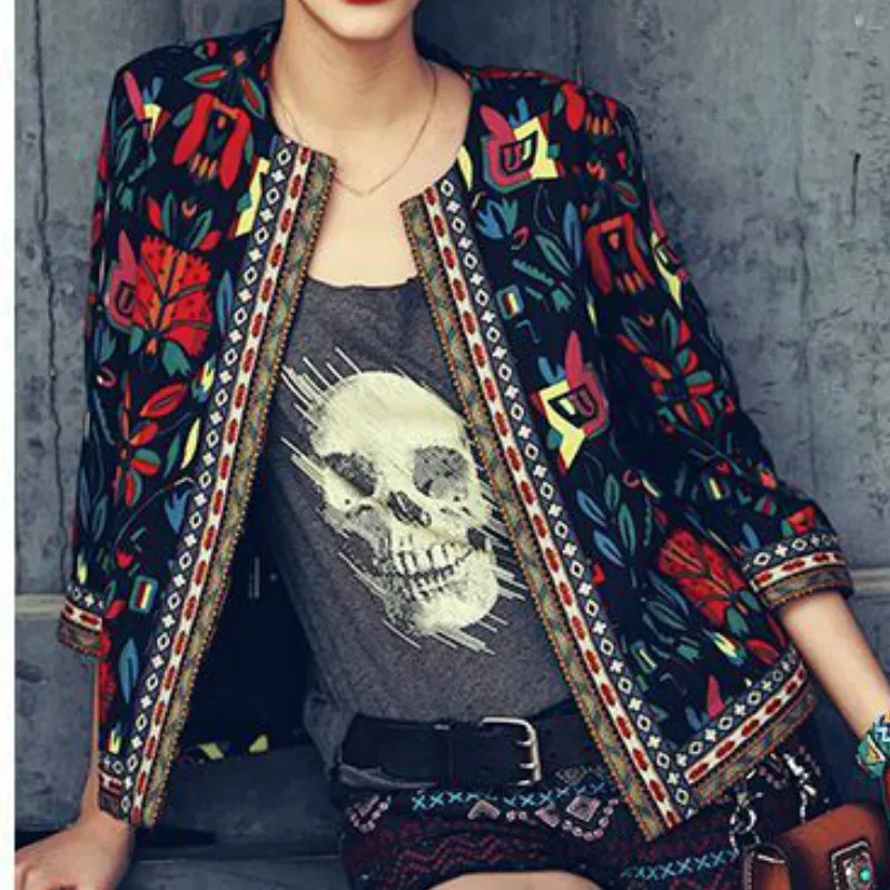 

Embroidery of Flowers Outerwear Spring Autumn Jackets of National Wind Vintage Tribal Style Personality Casual Fashion Tide Coat