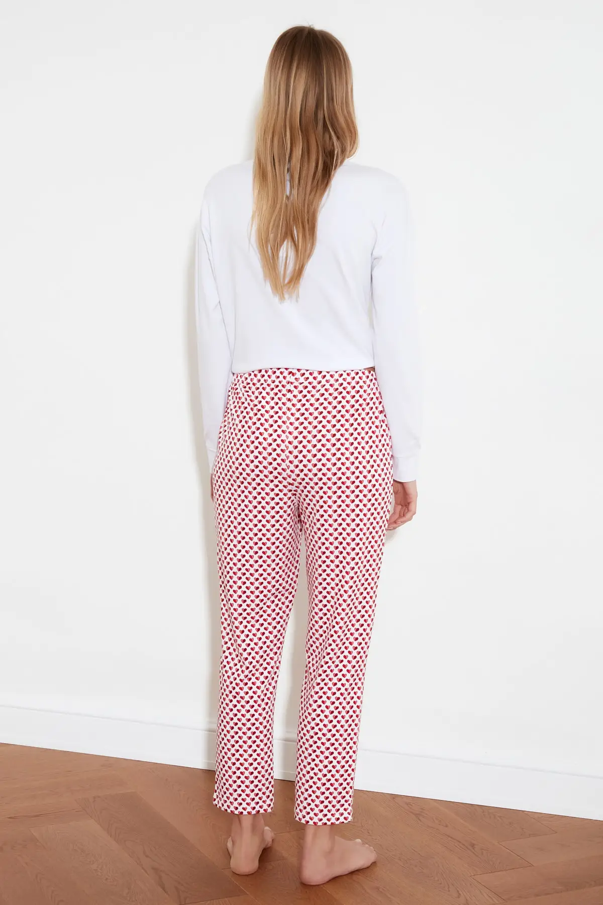 

Trendyol Heart Knitted Pajamas Set THMSS21PT0146