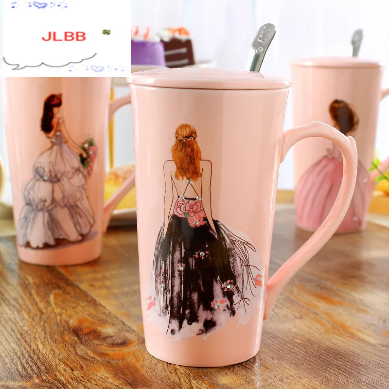 3D Розовый красивых девушек в свадебное платье со стразами Кофе кружка с ложкой