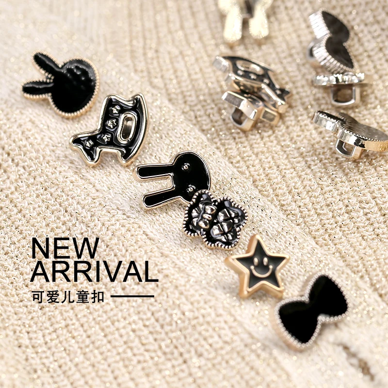 Женская рубашка кнопка для одежды хвостовик черный милый мультфильм пластиковые