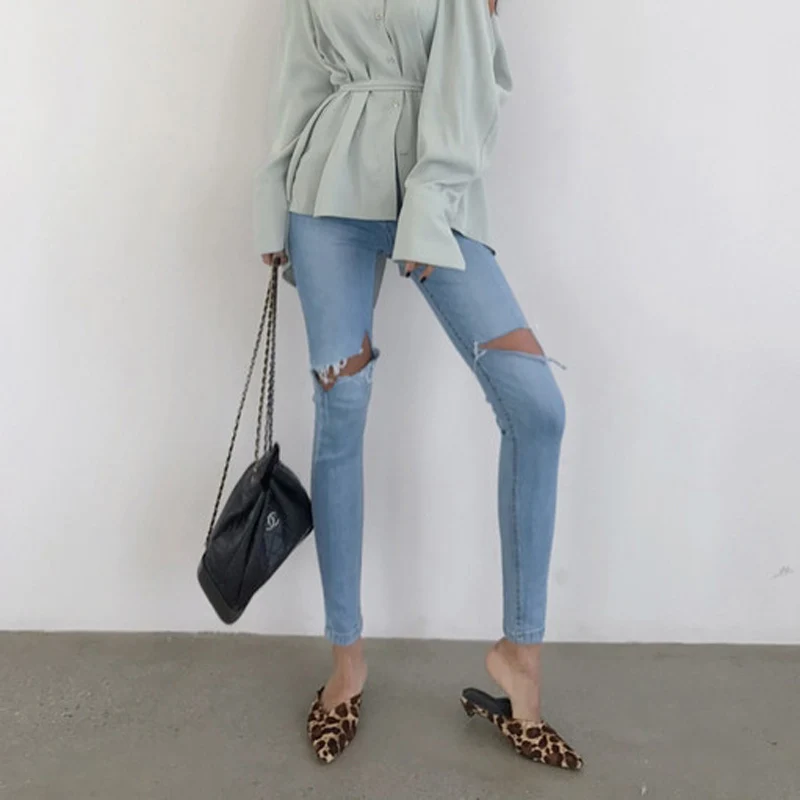 2019 осенние легкие рваные женские джинсы с дырками джинсовые синие обтягивающие