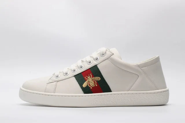 online 2021new Couro Genuíno Das Mulheres Versátil Verão Casais Respirável Sapatos De Lazer Marca Luxo Pequenos Sapatos Brancos